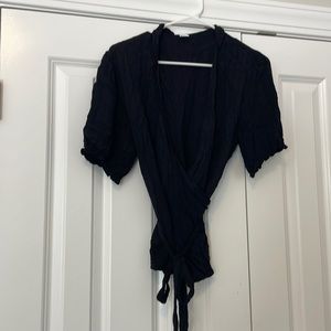 Black Old Navy Wrap Top Size Large